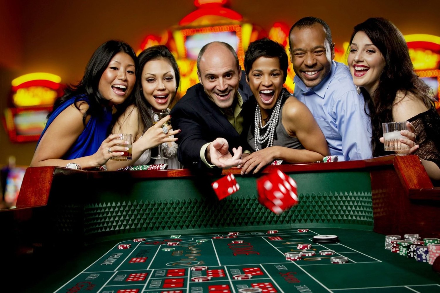Тайны и Преимущества Интернет-казино: Развлечение на Первом Плане